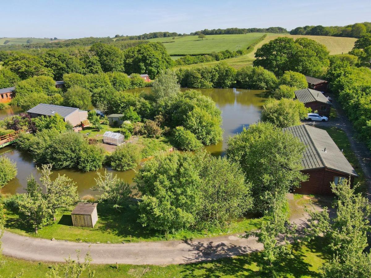 Braeburn Lodge Winkleigh Eksteriør bilde